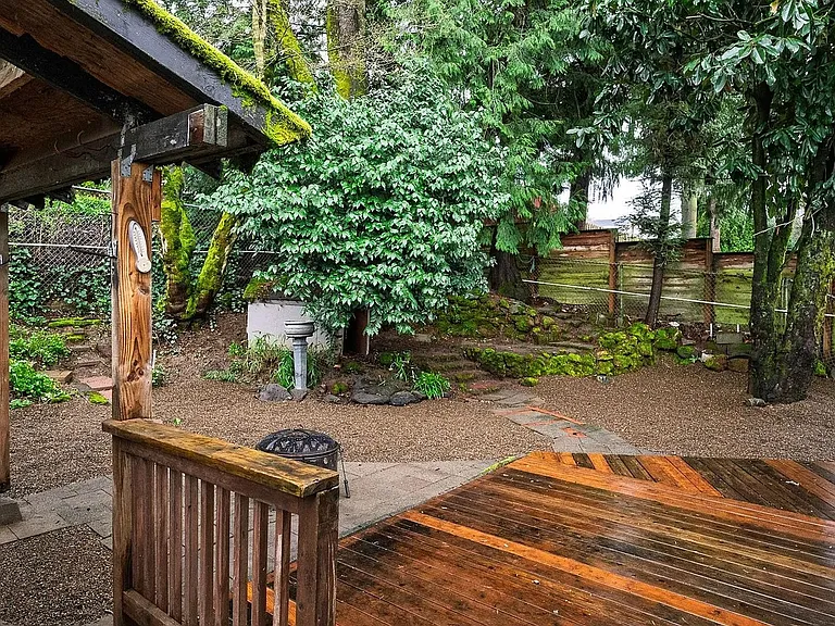 3660 NE Lombard St — Photo 25