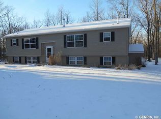 5500 Highlands Dr, Branchport, NY 14418