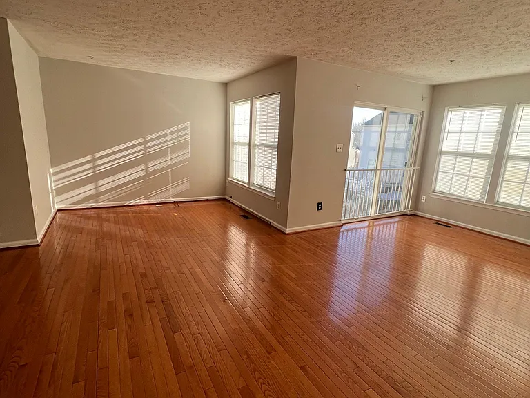 4803 Limestone Ct — Photo 16