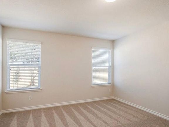 4th image of 4022 Fort Palmer Blvd