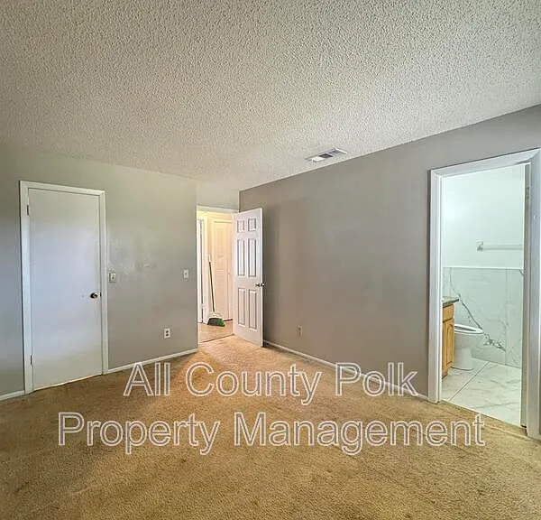 9919 Burl Way — Photo 8