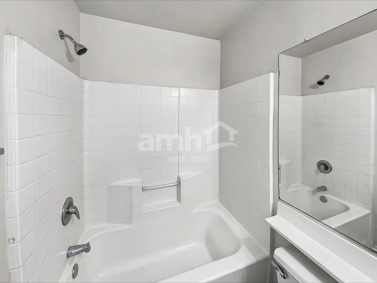 1701 S 113th Dr — Photo 15