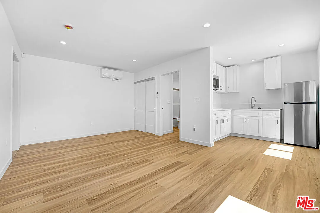 Studio, 1.0 bath, 460 sqft, $1,995 — Photo 4