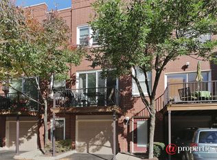 1765 W Terra Cotta Pl #F, Chicago, IL 60614