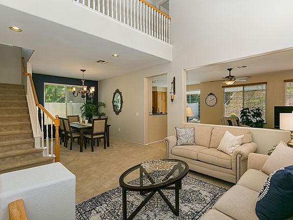 2nd image of 741 Lupine Dr