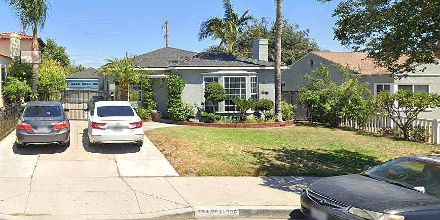 1st image of 706 Leonard Ave