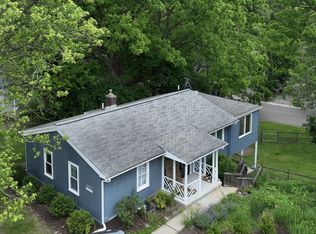 601 Cressfield Ln, Ann Arbor, MI 48103