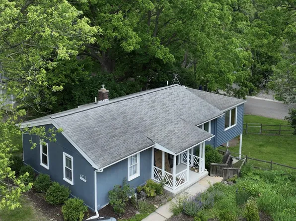 601 Cressfield Ln, Ann Arbor, MI 48103