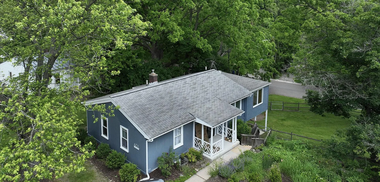 601 Cressfield Ln photo 1