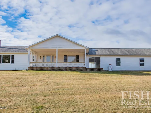940 Flook Rd, Jersey Shore, PA 17740