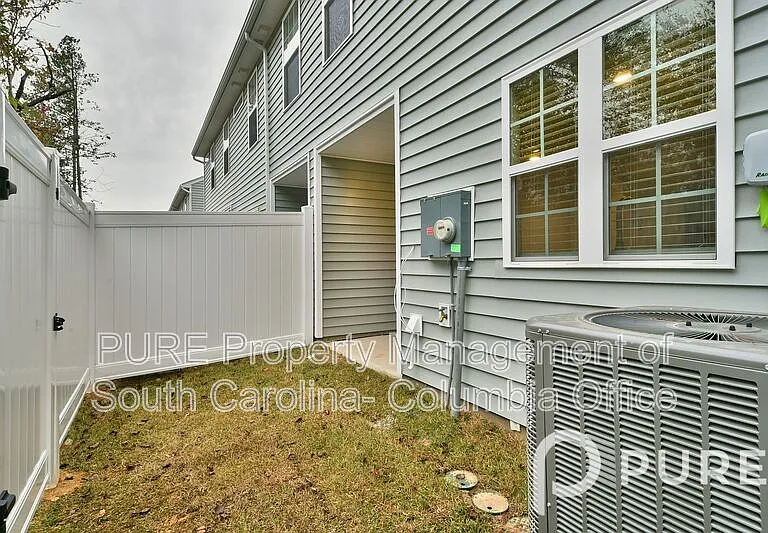 119A Triumph Ave — Photo 7