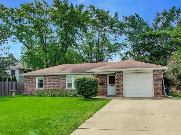 2331 Dundee Rd, Northbrook, IL 60062