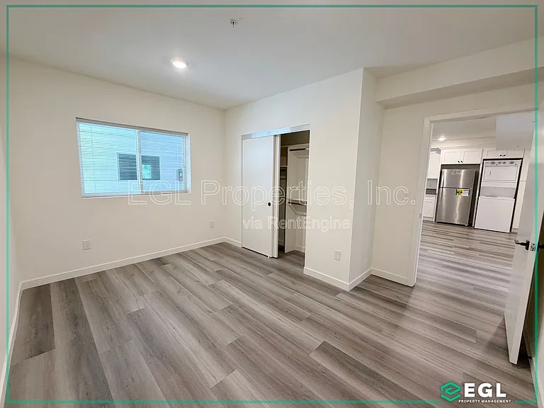 10505 Hawthorne — Photo 28