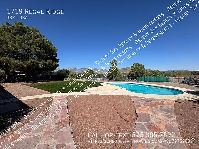 1719 Regal Rdg — Photo 47