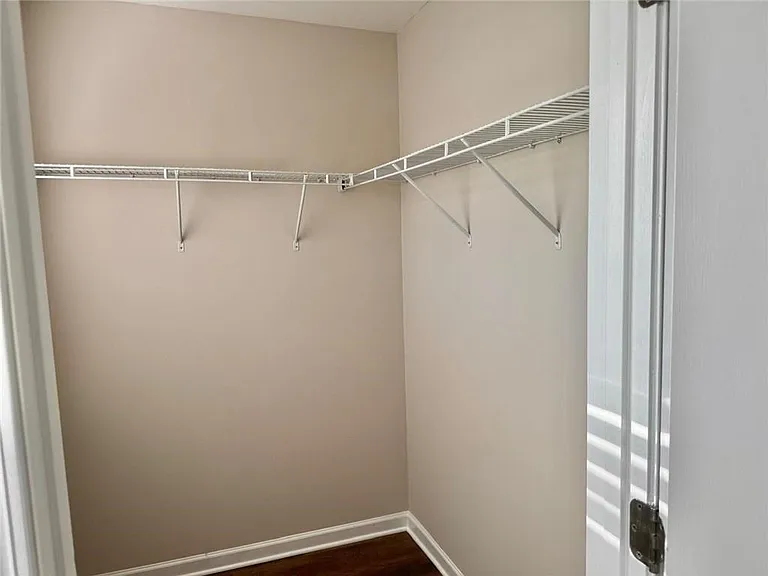 1958 Paxton Ridge Ln — Photo 16