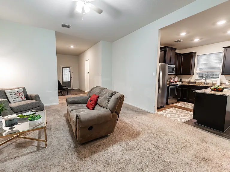 6210 Underwood Way — Photo 14