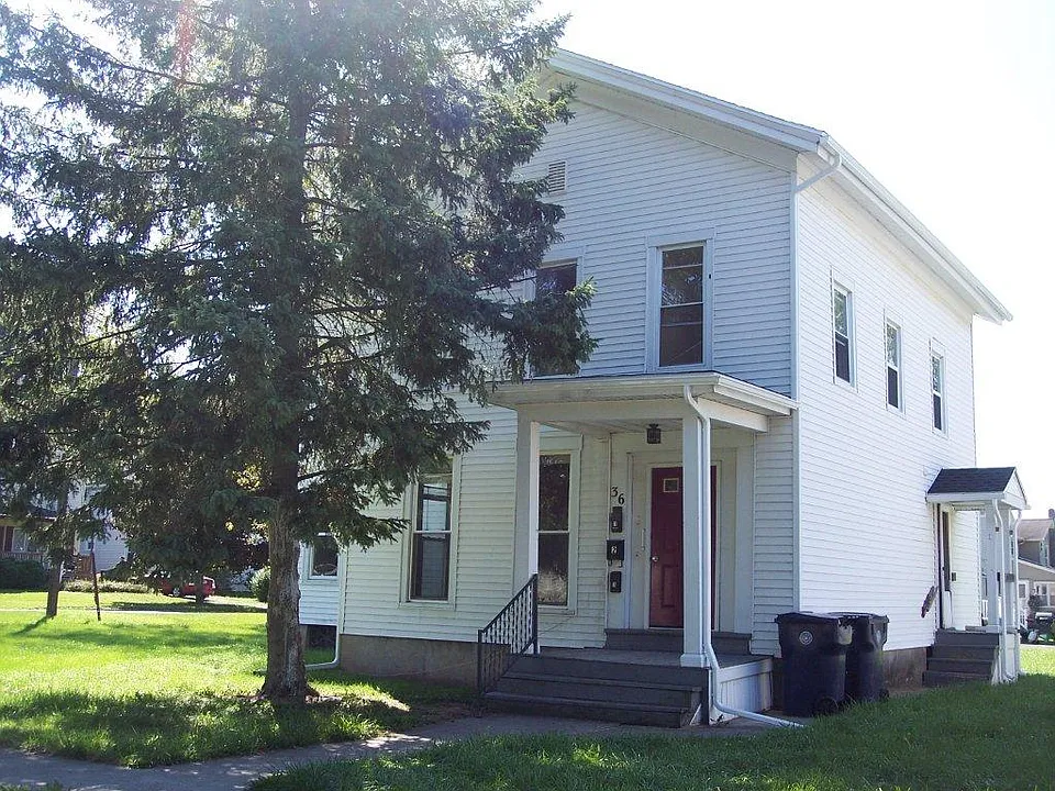 36 Green St #3