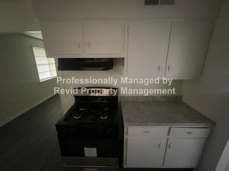 3269 Sunrise St — Photo 12