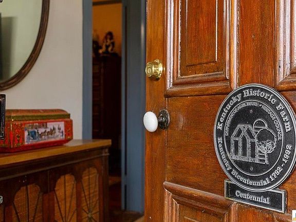 3rd image of 6015 Lonoke Rd