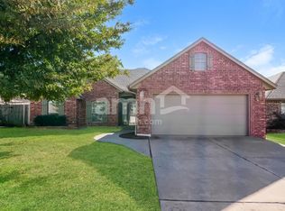 17533 Zinc Dr, Edmond, OK 73012