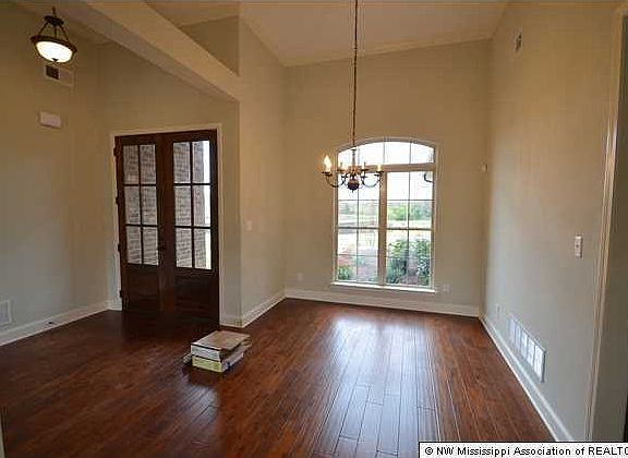 3rd image of 1580 Sledgefield Ln