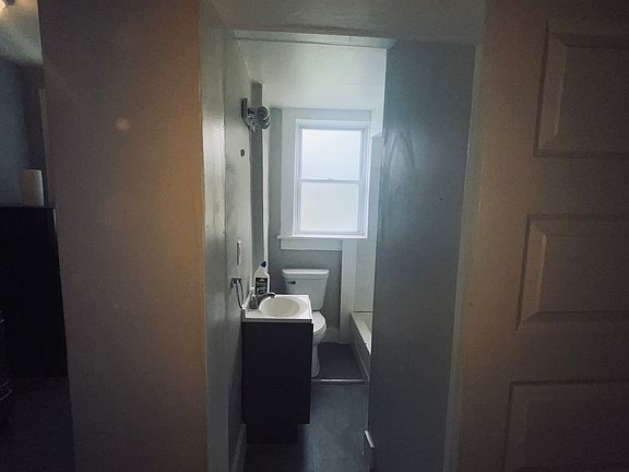 5th image of 5542-5544 Palm St