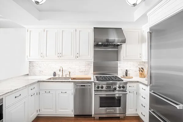 Sold by Corcoran | media 13