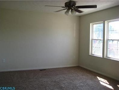 2nd image of 584 Easy St