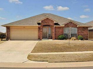 2930 City View Ct, Norman, OK 73071