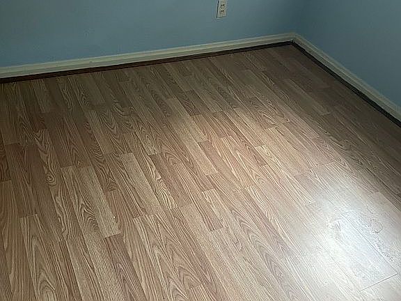 5th image of 3134 Queen City Ave