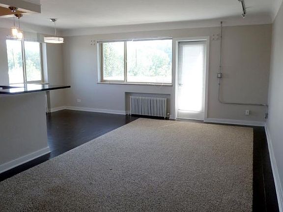 2nd image of 1285 Albion St #Ab1dz30ga