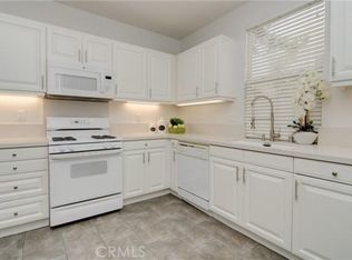 58 Alevera St, Irvine, CA 92618