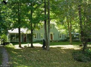 4702 Paradise Rd, Seville, OH 44273