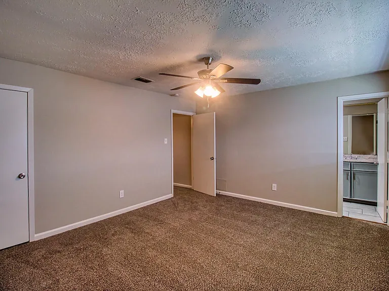 6393 S Briar Bayou Dr — Photo 15