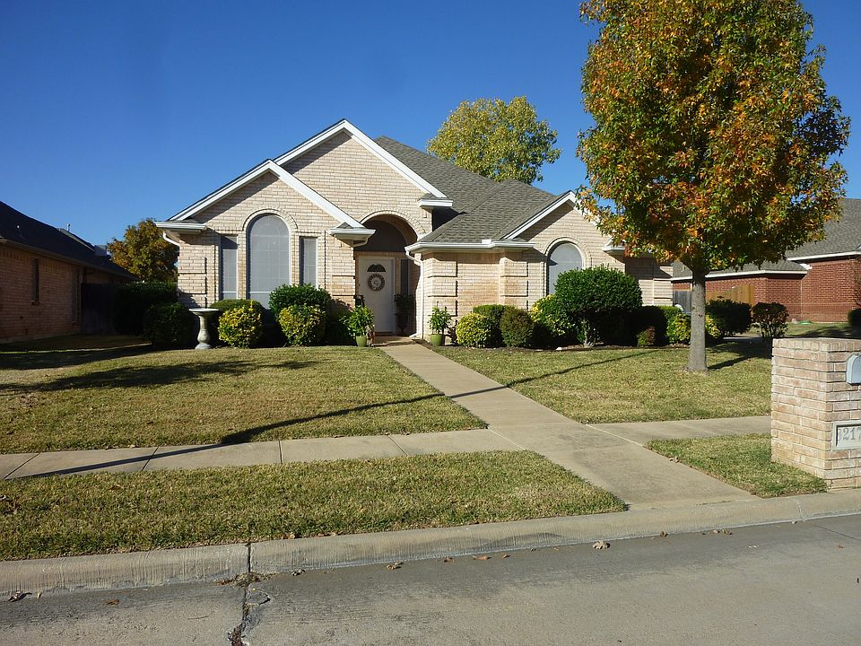 1st image of 8217 Vine Wood Dr