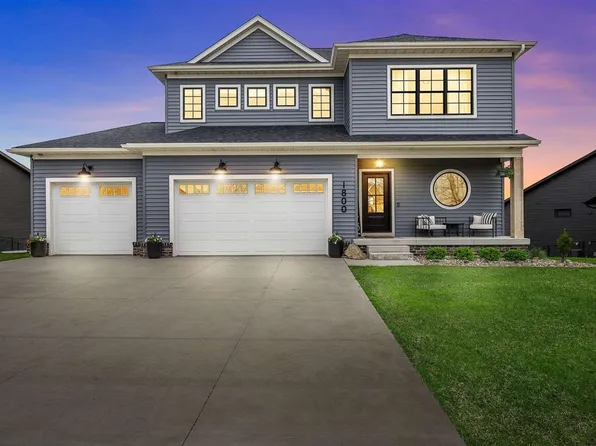 1800 Green Oak Pass, Tiffin, IA 52340