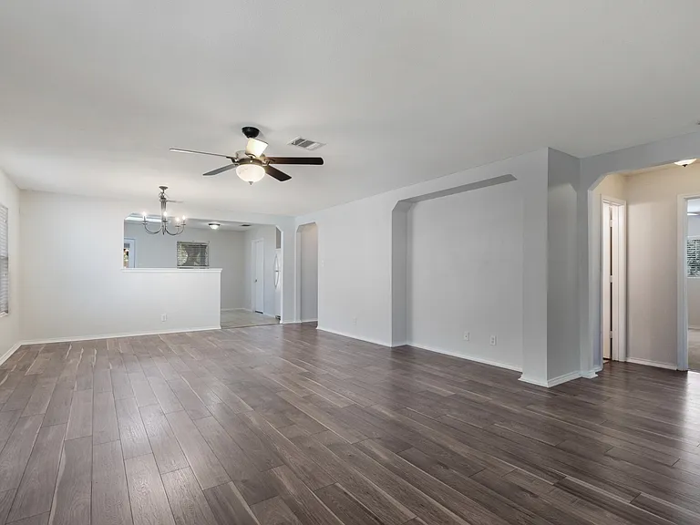 20810 Phlox Mdw — Photo 2