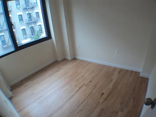 Rented by (Legacy) NY Quality Living Uptown | media 8