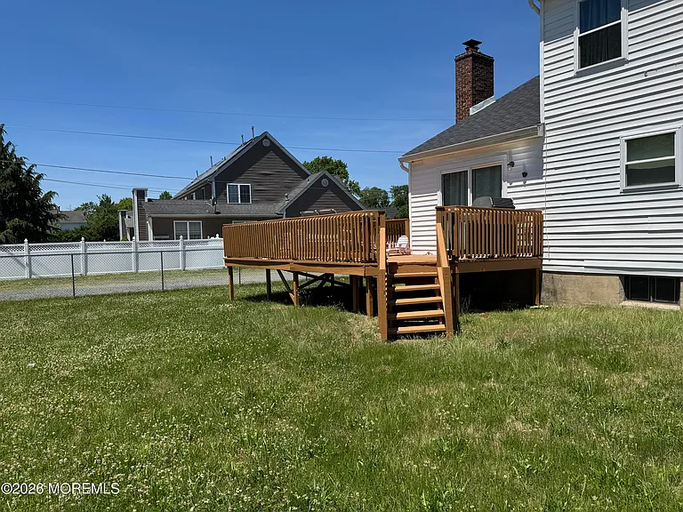 425 Main St — Photo 19