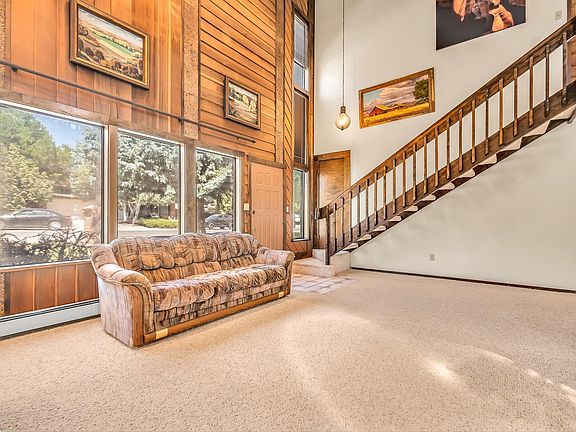 5th image of 536 Tiara Dr