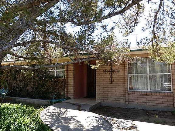 3rd image of 312 Drury Ln