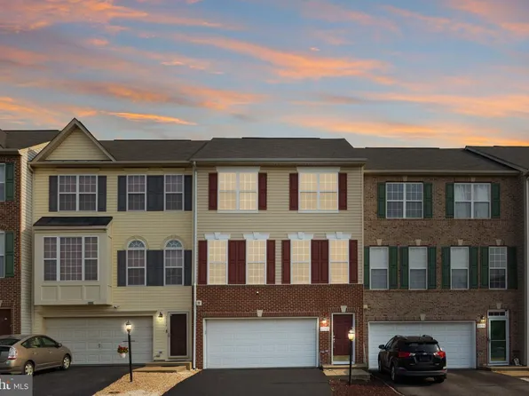 2192 Armitage Ct, Woodbridge, VA 22191