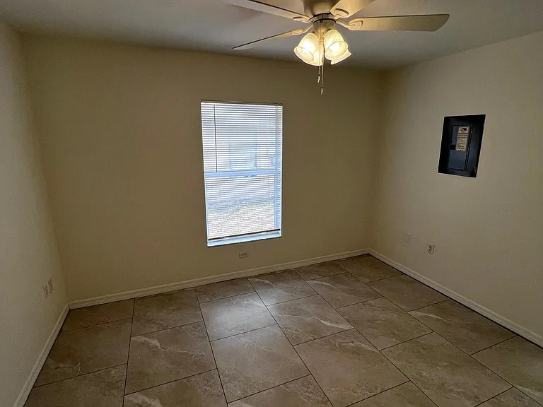 4226 Arcadia Ave — Photo 8