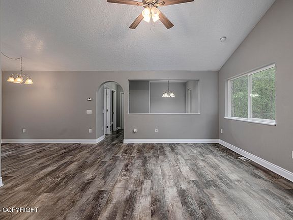 5th image of 8300 N McCasey Dr