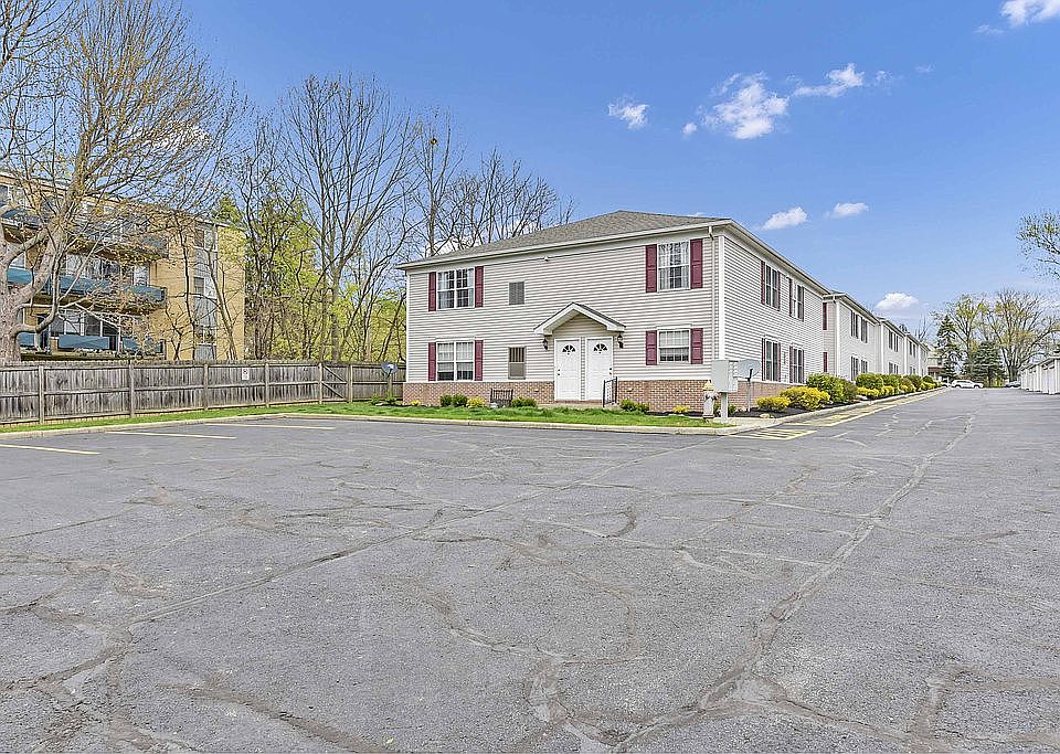 1st image of 11531 Riverview Ct APT 12