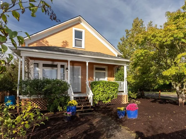 8205 SE 67th Ave, Portland, OR 97206
