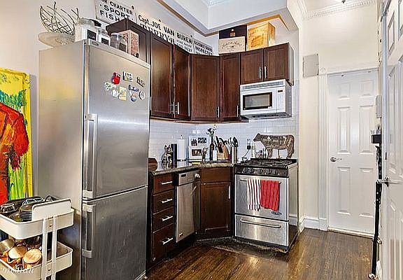 3rd image of 409 E 81st St APT 1B