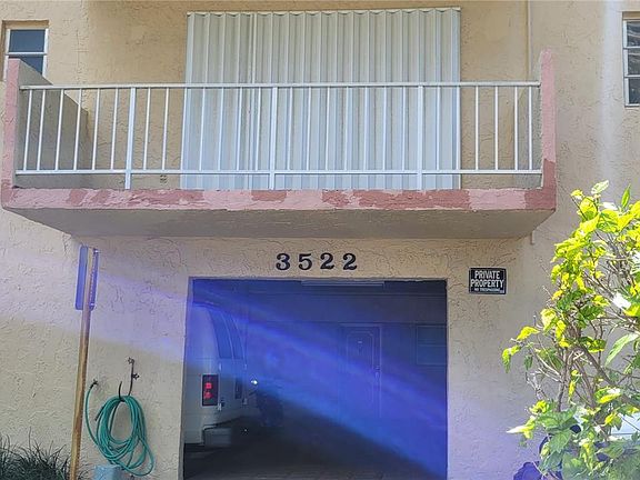 5th image of 3522 NE 171st St APT 104