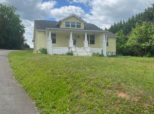 1906 W Lamar Alexander Pkwy, Maryville, TN 37804