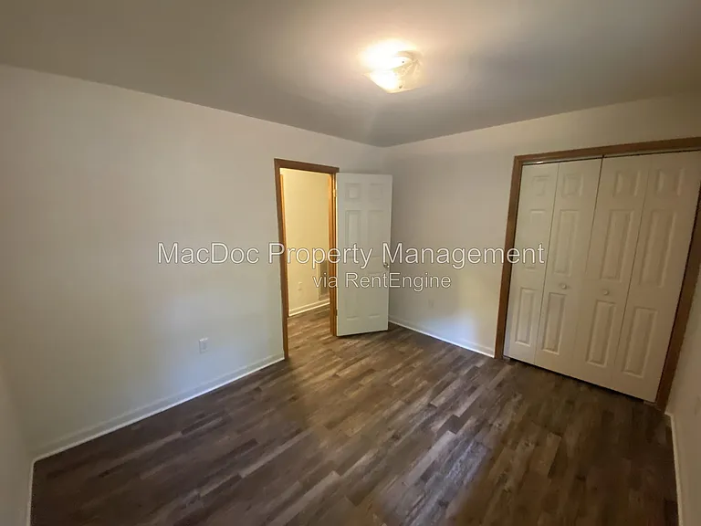 8302 Delegate Dr — Photo 19